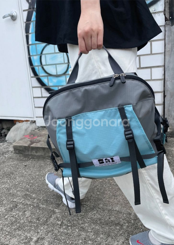 수앤이바나 수트케이스 가방 (베이비블루)--6