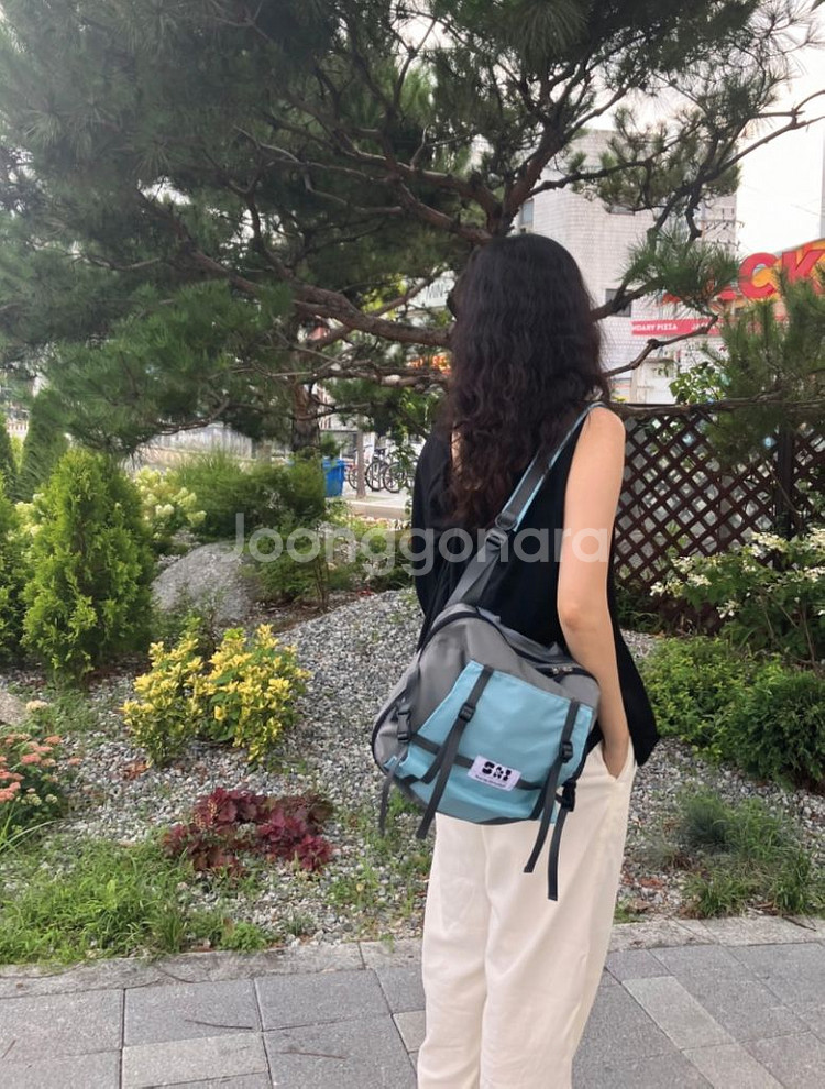 수앤이바나 수트케이스 가방 (베이비블루)--5