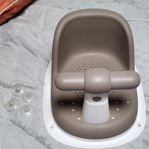 퍼기 목욕의자