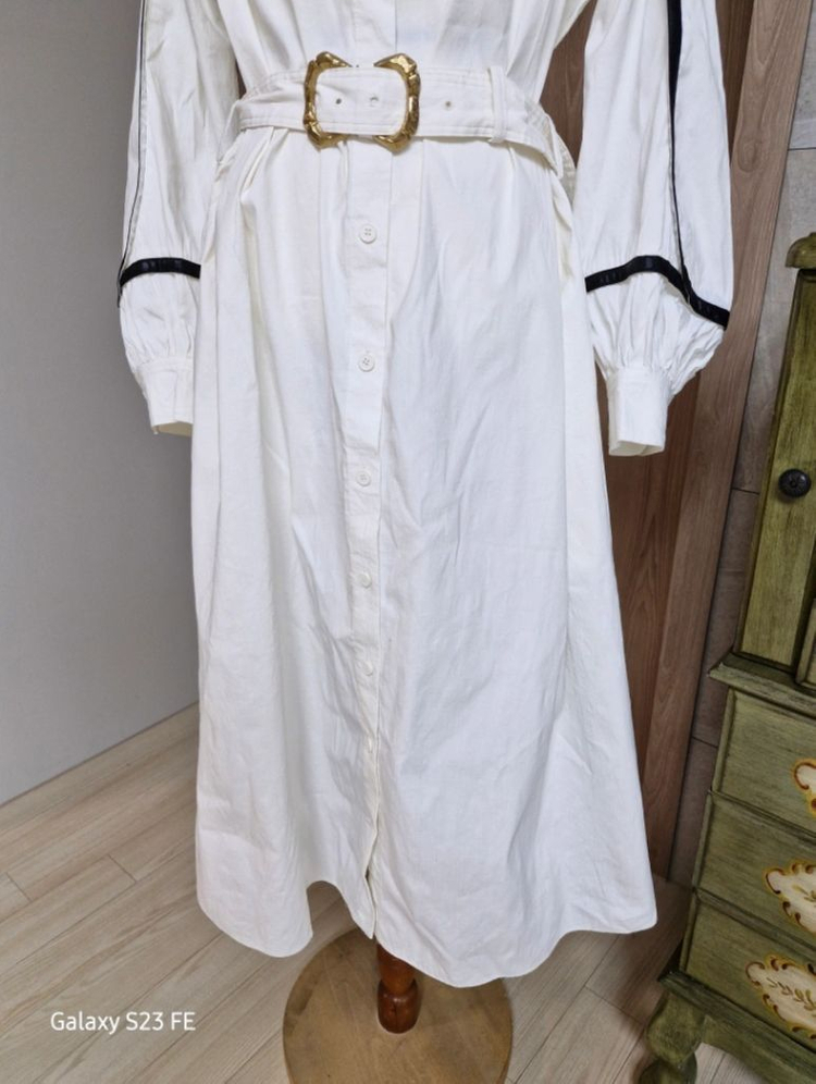 미샤/55/상태최상/마레이온스판/화이트/트렌치원피스 이미지