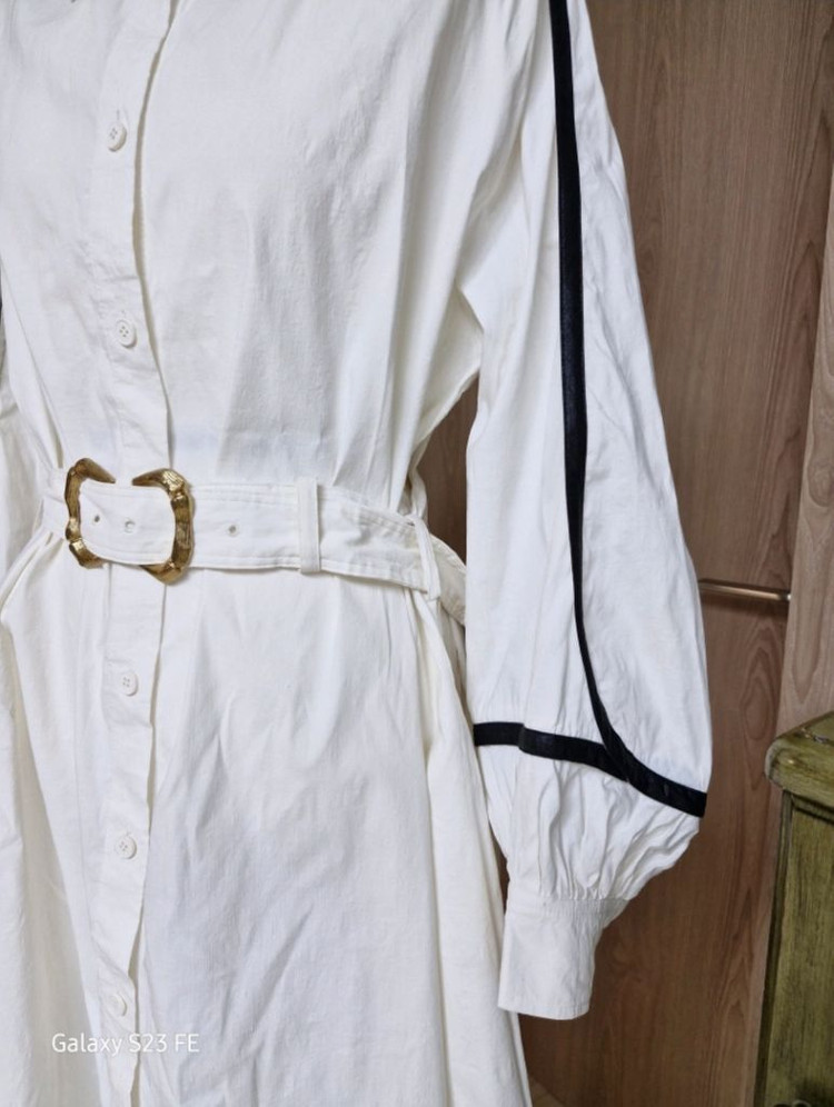 미샤/55/상태최상/마레이온스판/화이트/트렌치원피스 이미지