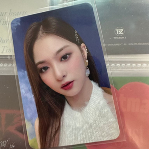 프로미스나인 이나경 디엠 쇼핑 포토카드 팝니다.
