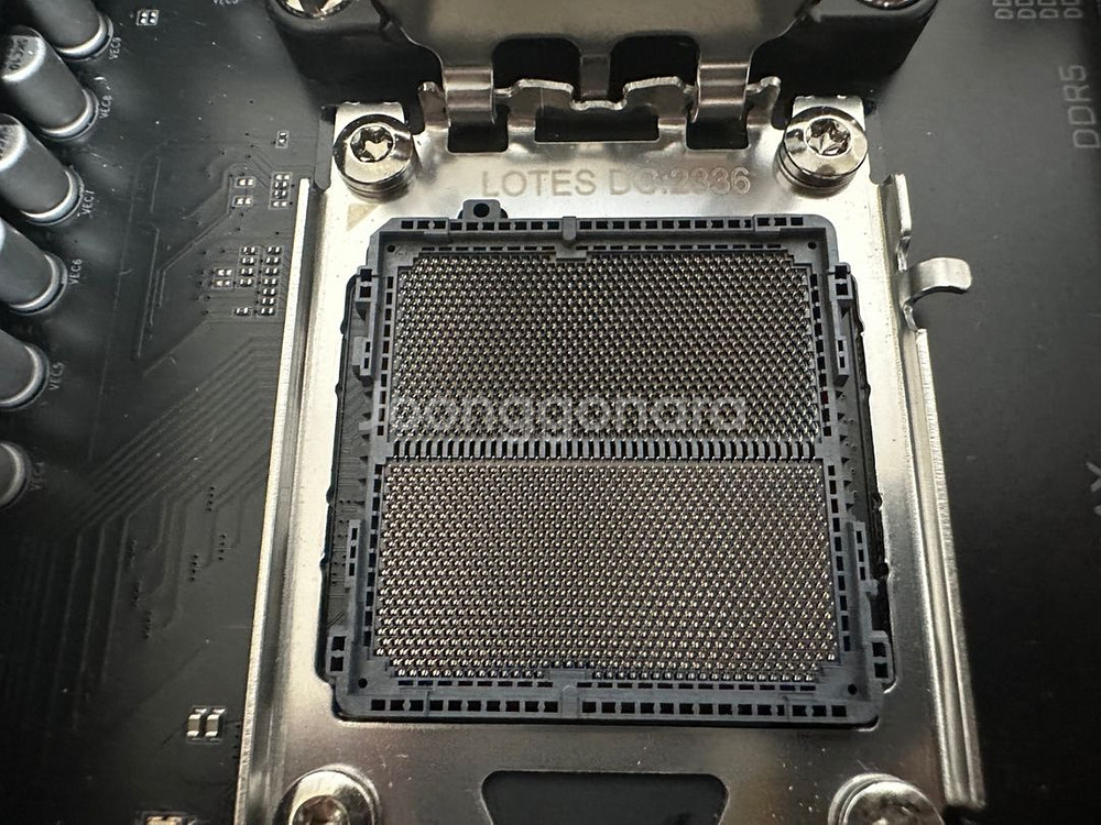 기가바이트 b650 aorus elite ax 1.0팜--0