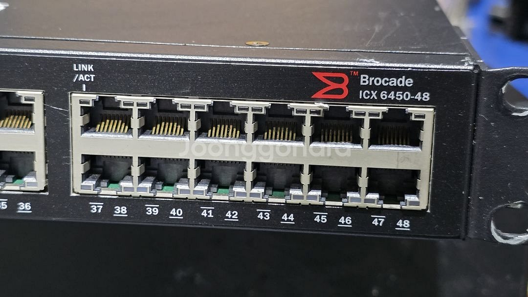브로케이드 ICX 6450 48 포트 스위치--1