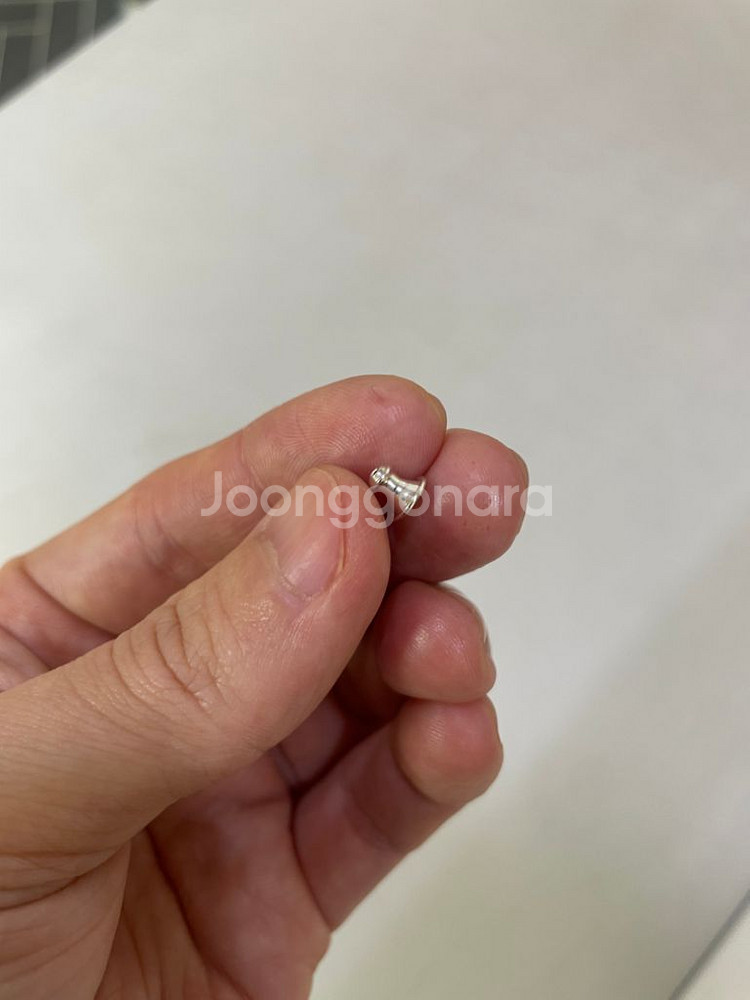 크롬하츠 정품 귀걸이 뒷마개 뒷꼿이 새상품 1개당 판매--1
