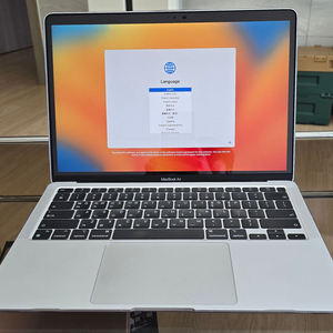 맥북에어 m1 13인치 판매합니다.