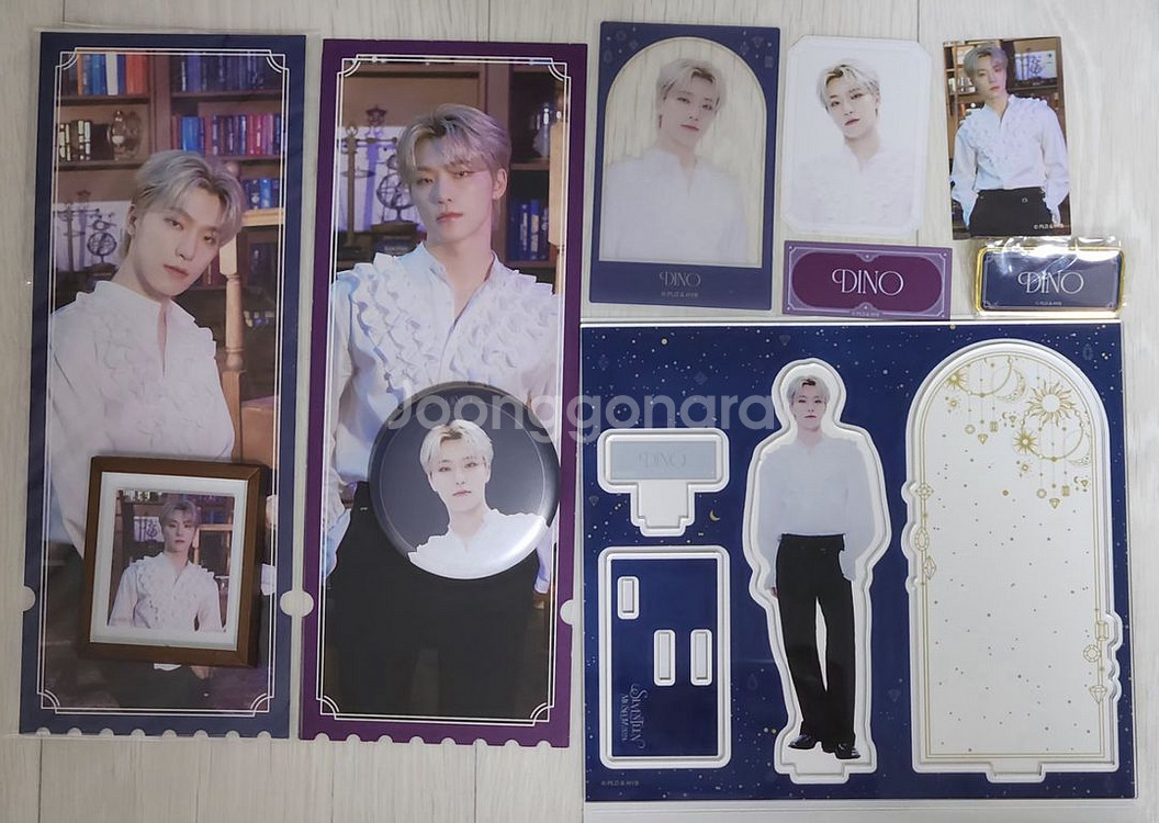 세븐틴 디노 일본 카페 전시회 포카 캔뱃지 아크릴스탠드--0