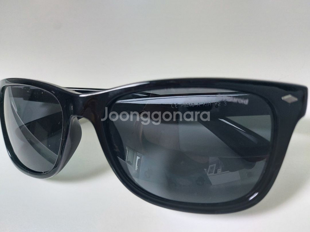 폴라로이드 선글라스 P8243 A KIH Y 23--9