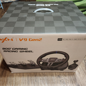 pxn v9 gen2 레이싱휠 거의 새것 팝니다.