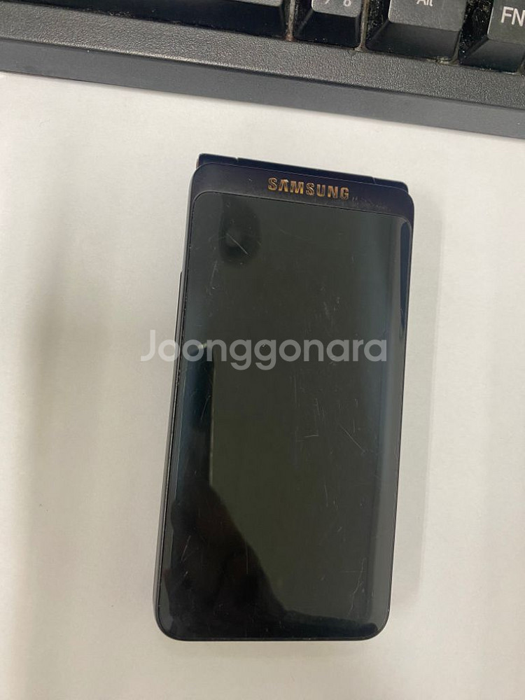 KT 갤럭시폴더2 블랙 16GB 효도폰 공부폰--1