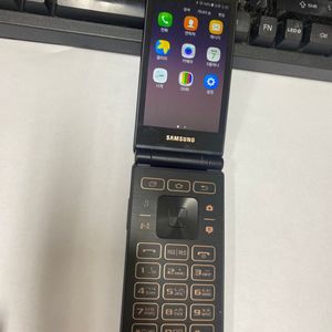 KT 갤럭시폴더2 블랙 16GB 효도폰 공부폰