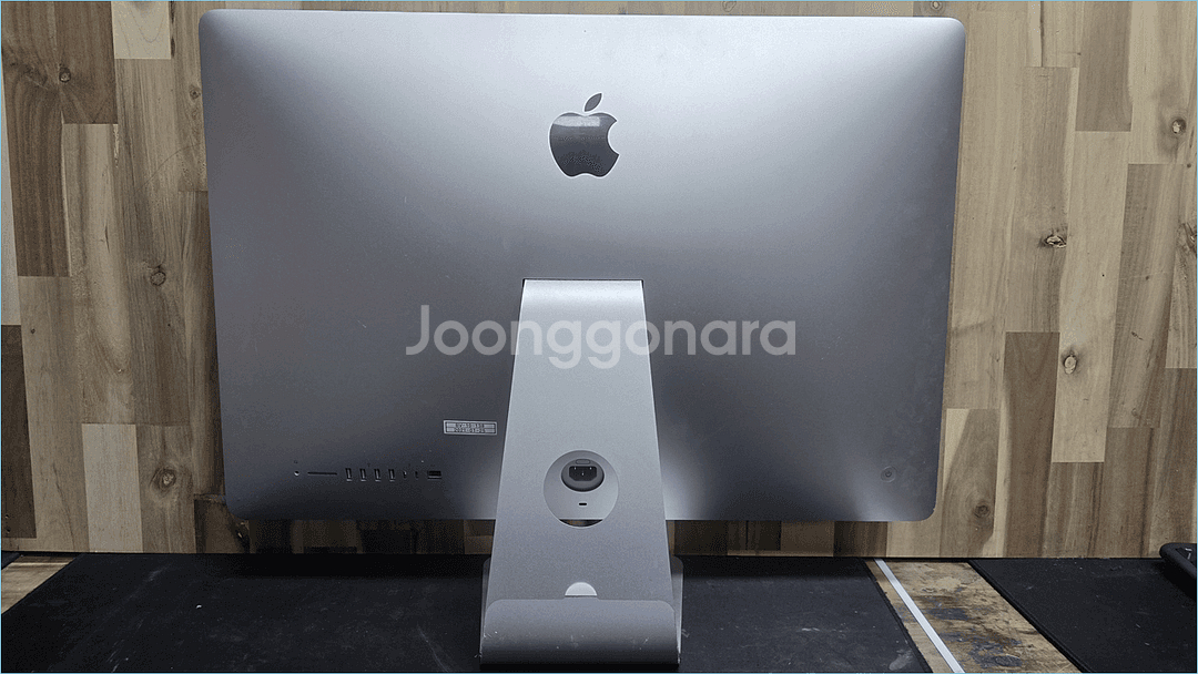 아이맥 A2115 i7-10세대 27인치 팝니다--3