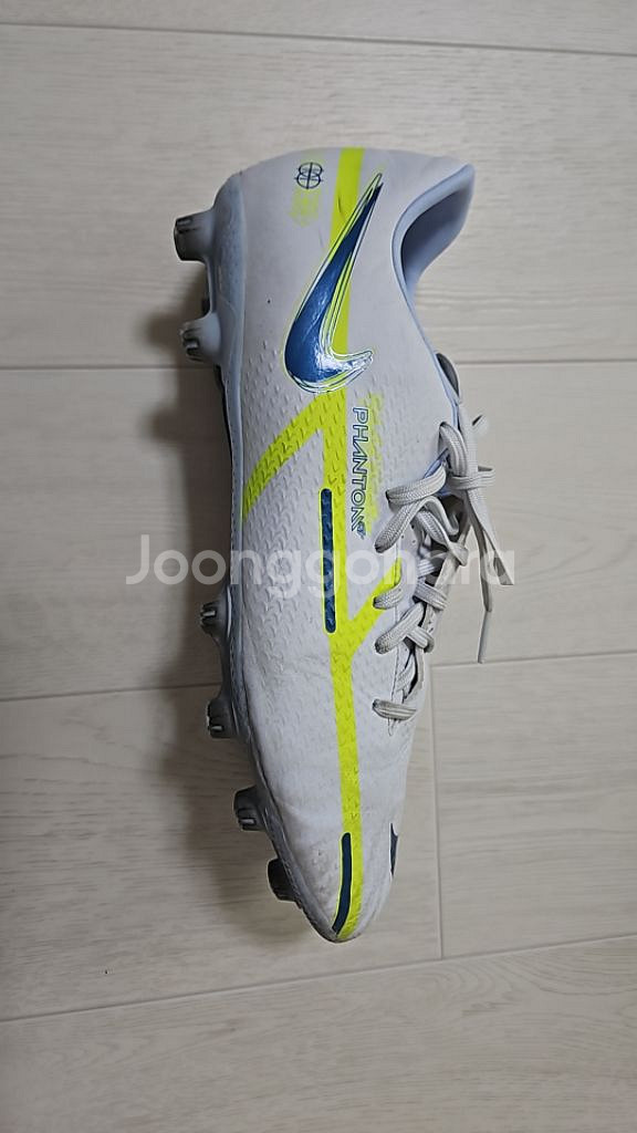 나이키 축구화 팬텀 GT2 270mm--2
