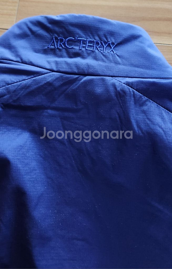 아크테릭스25SS 아톰 자켓 맨 (AJPSM09561--4