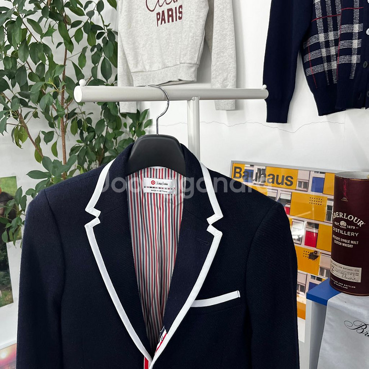 톰브라운x니만마커스 파이핑 울 블레이져 S--1