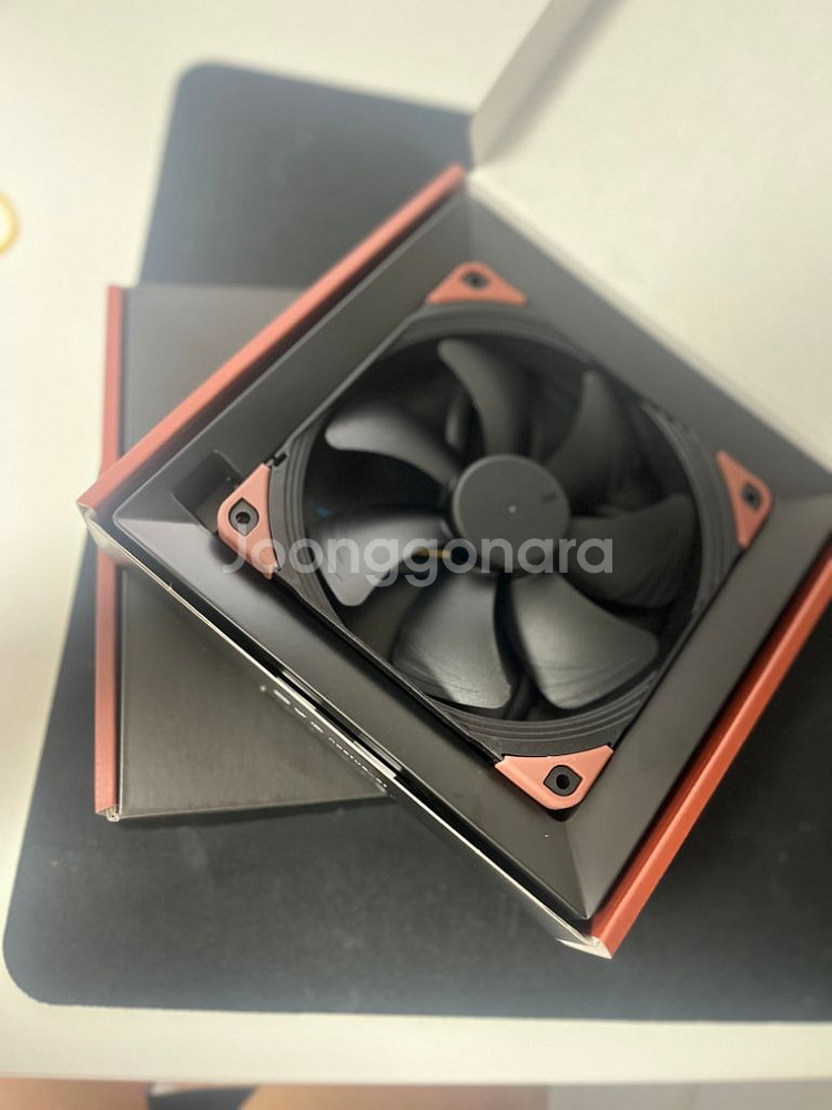 녹투아 NOCTUA NF-A14 2000PWM 2개--0