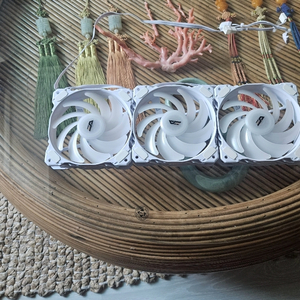다크플래쉬 DN360S 수냉쿨러 팬만 팔아요