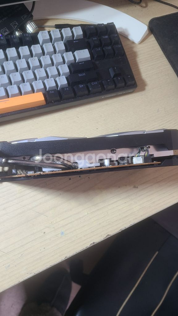 MSI RX6600 MECH 택포 (1080급)--2