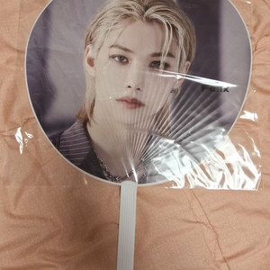 필릭스 우치와 단순개봉