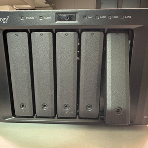 시놀로지 ds1513+ wd red plus 4tbx5