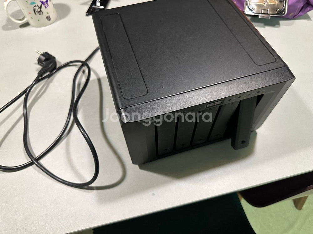 시놀로지 ds1513+ wd red plus 4tbx5--1