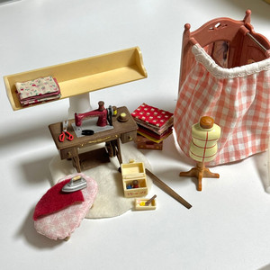 실바니안 레드 재봉틀 피팅룸 마네킹 일괄