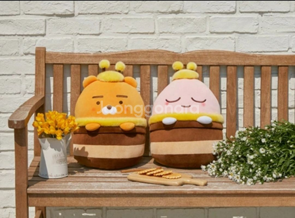 [미개봉] 정가 38000원 카카오 인형, 카카오 쿠션--0