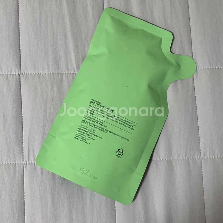 라운드어라운드 컴포트 그린티 버블 폼[리필_200ml]--1