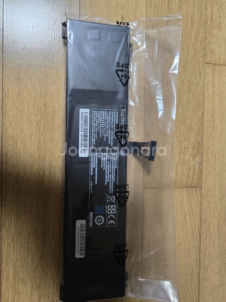 노트북 배터리 미사용 팝니다. GKIDY00134S1P--1