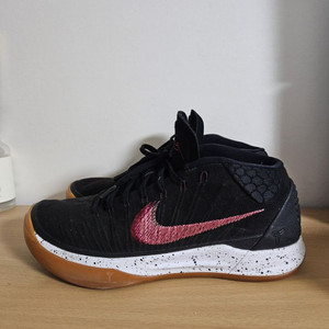 코비 AD 미드 270사이즈 농구화(택포)