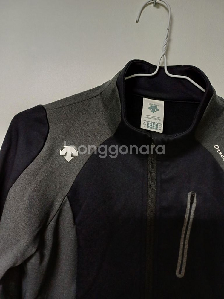 여성 데상트 봄.가을 간절기 집업 (스판85-90(--2