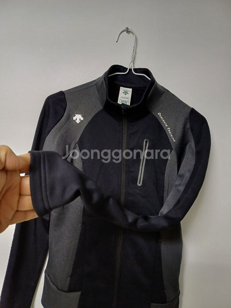 여성 데상트 봄.가을 간절기 집업 (스판85-90(--3