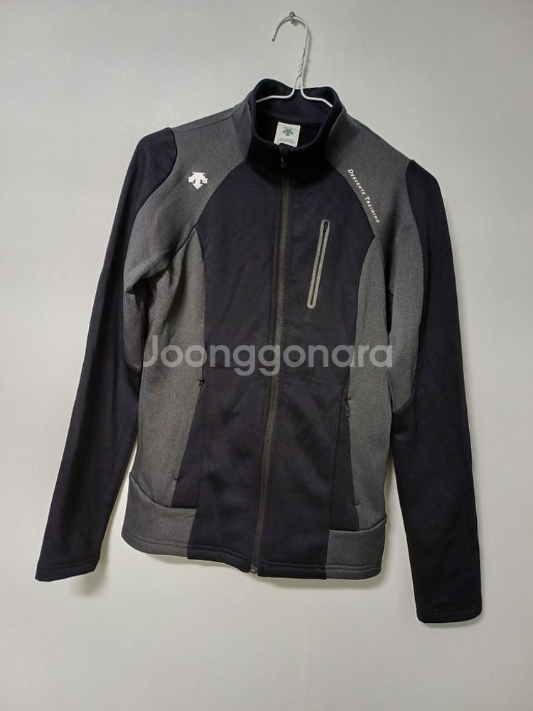 여성 데상트 봄.가을 간절기 집업 (스판85-90(--6