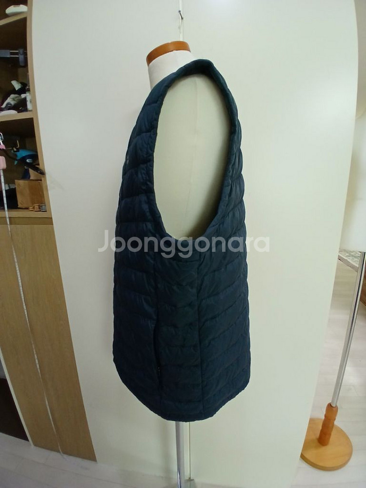 NEPA 남 구스다운 경량패딩 조끼 새옷수준--2