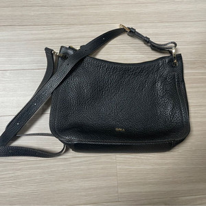 훌라 FURLA 가죽 크로스백 블랙 판매