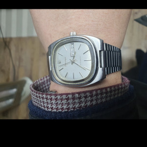 부로바. 테레비스타일. 오토매틱시계