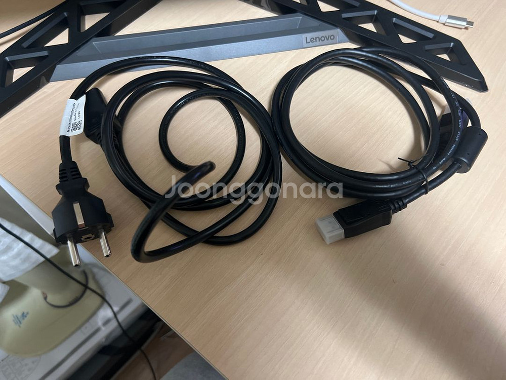 레노버 Legion R25i-30 24.5 모니터--2