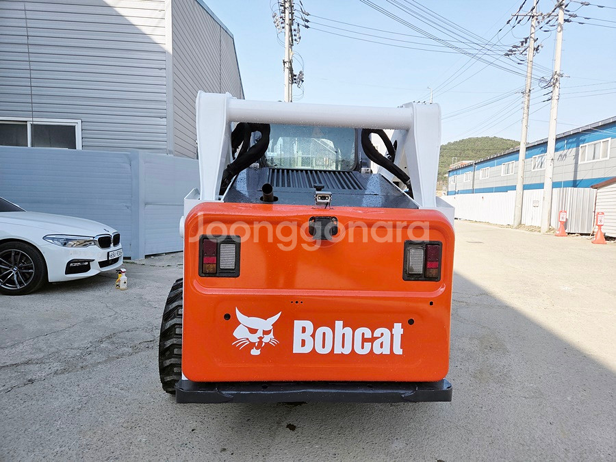 75마력 밥캣 중고스키로더매매 바브켓 미니로더 S650--6