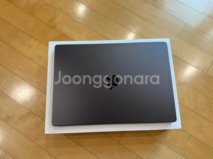 맥북프로16인치M3Max(48gbRAM,1TBSSD)--1