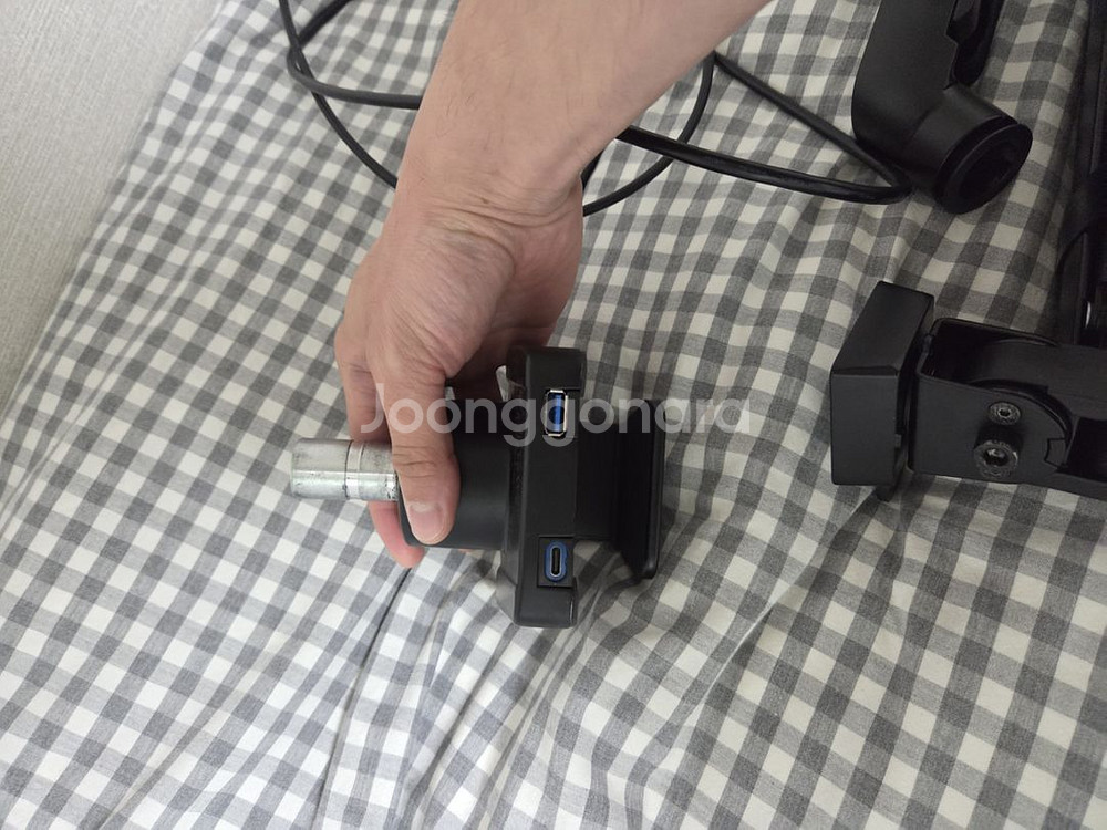 루나랩 싱글모니터암(usb c+a 연장케이블포함)팔아요--1