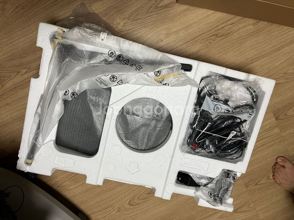 삼성 오디세이 g5 모니터 팝니다--1