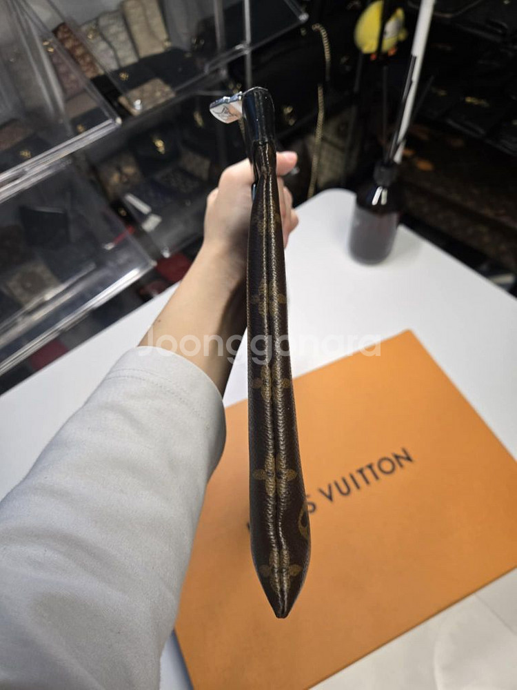 [정품]루이비통 디스커버리 모노그램 클러치백--4