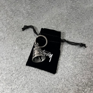 스투시 가디언 벨 키체인