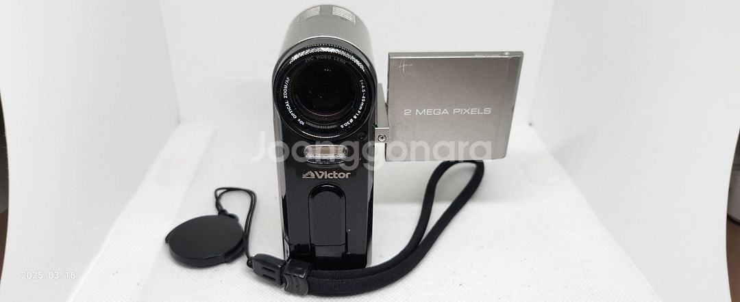 JVC 빅터 GZ-MC100 캠코더입니다--0