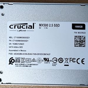 마이크론 MX500 SSD 1TB 1개 판매 합니다.