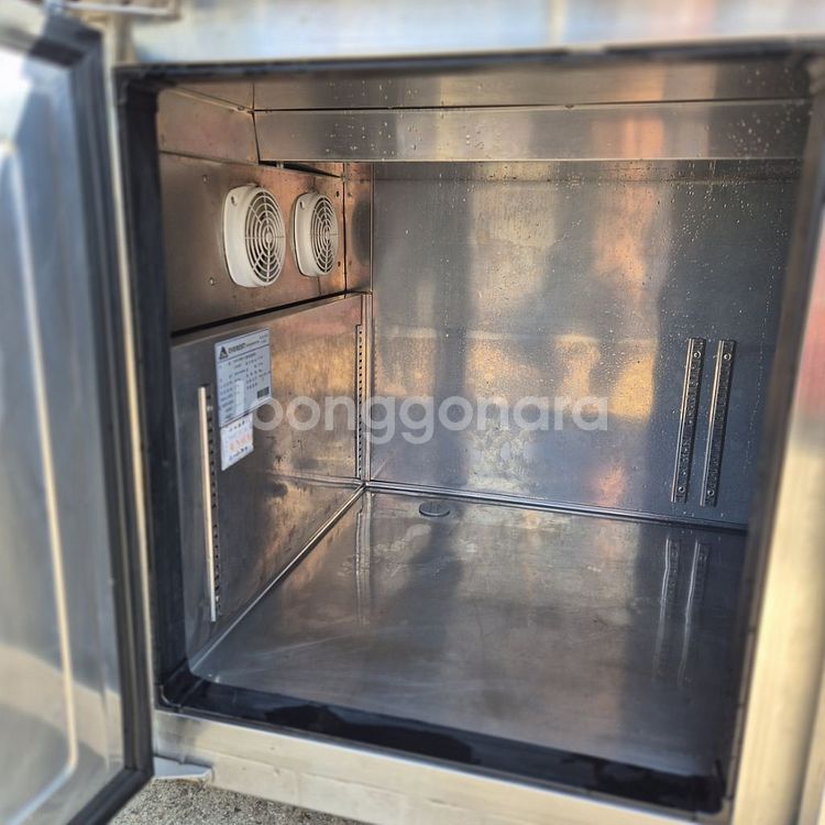 에베레스트 샌드위치 토핑 냉장고 1500 간냉식--4