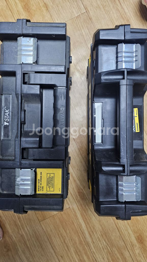 디월트 전동공구박스 2개--0