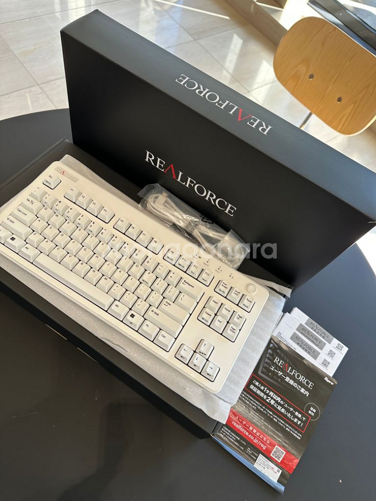 국내정발 리얼포스 r3 45g 텐키리스 화이트--1