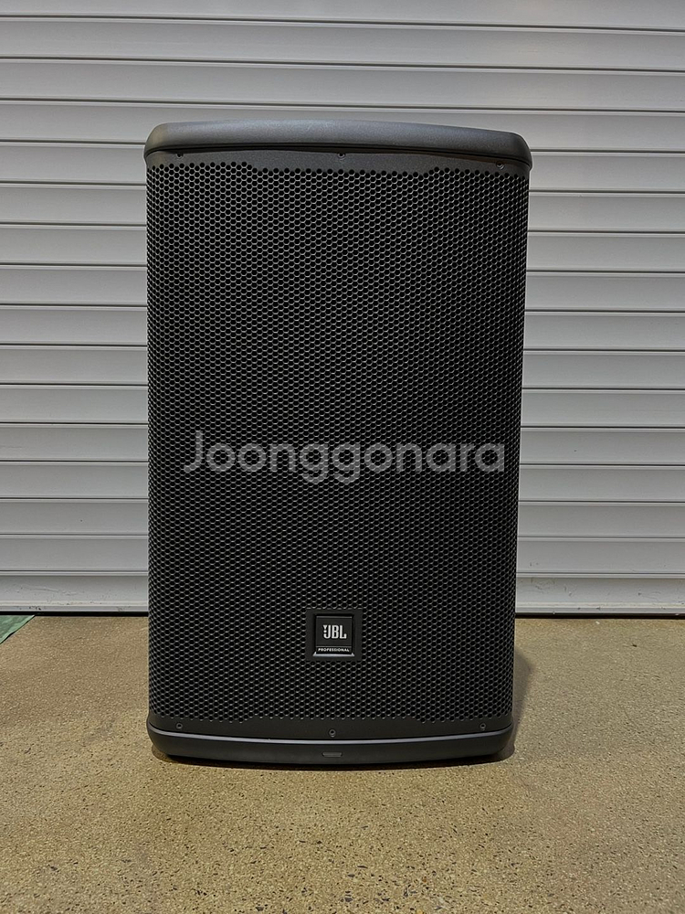JBL 신형 EON715 파워드스피커 판매합니다--0