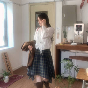 무드인슬로우 다이앤 레이스 블라우스 아이보리